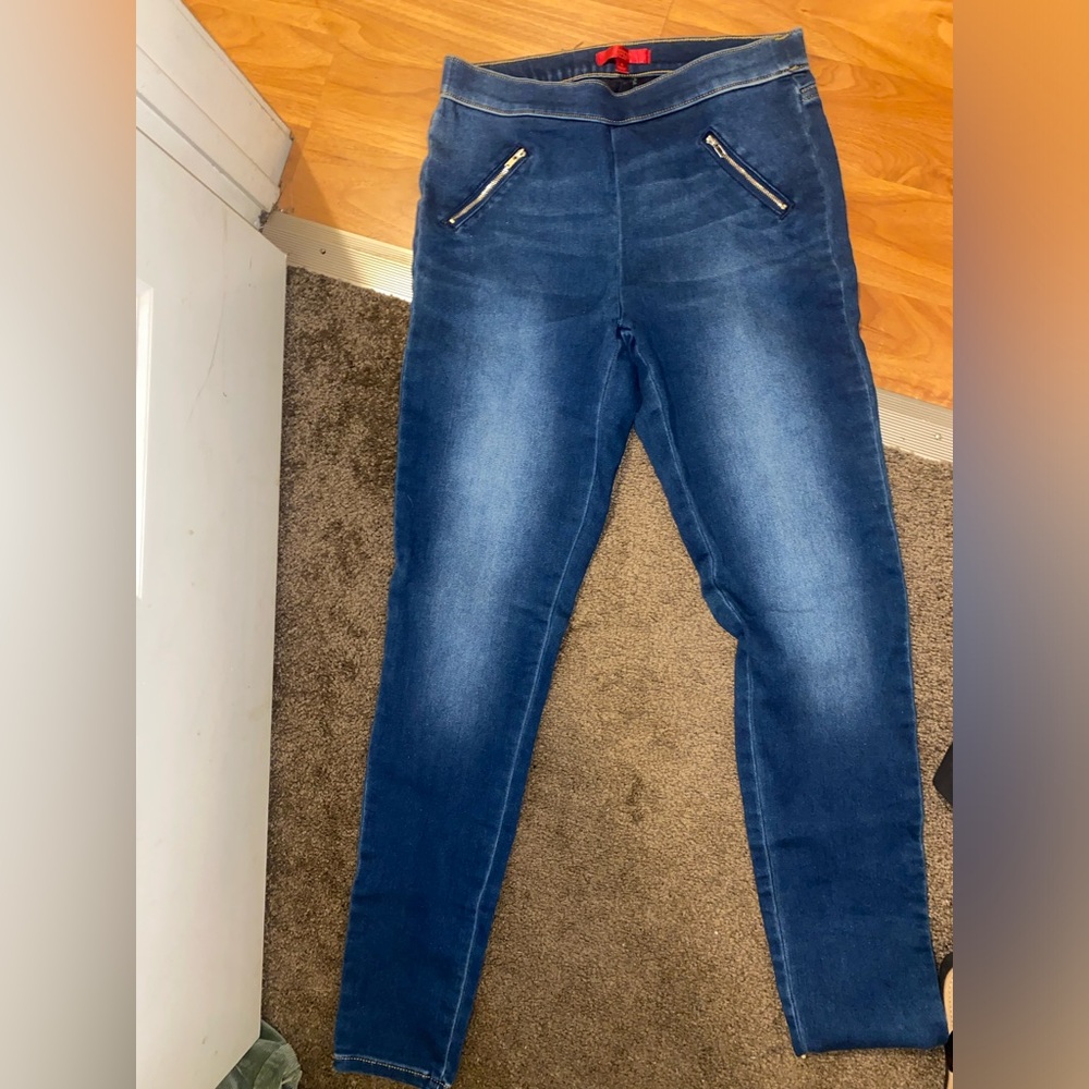 Jennifer Lopez Jeans 6